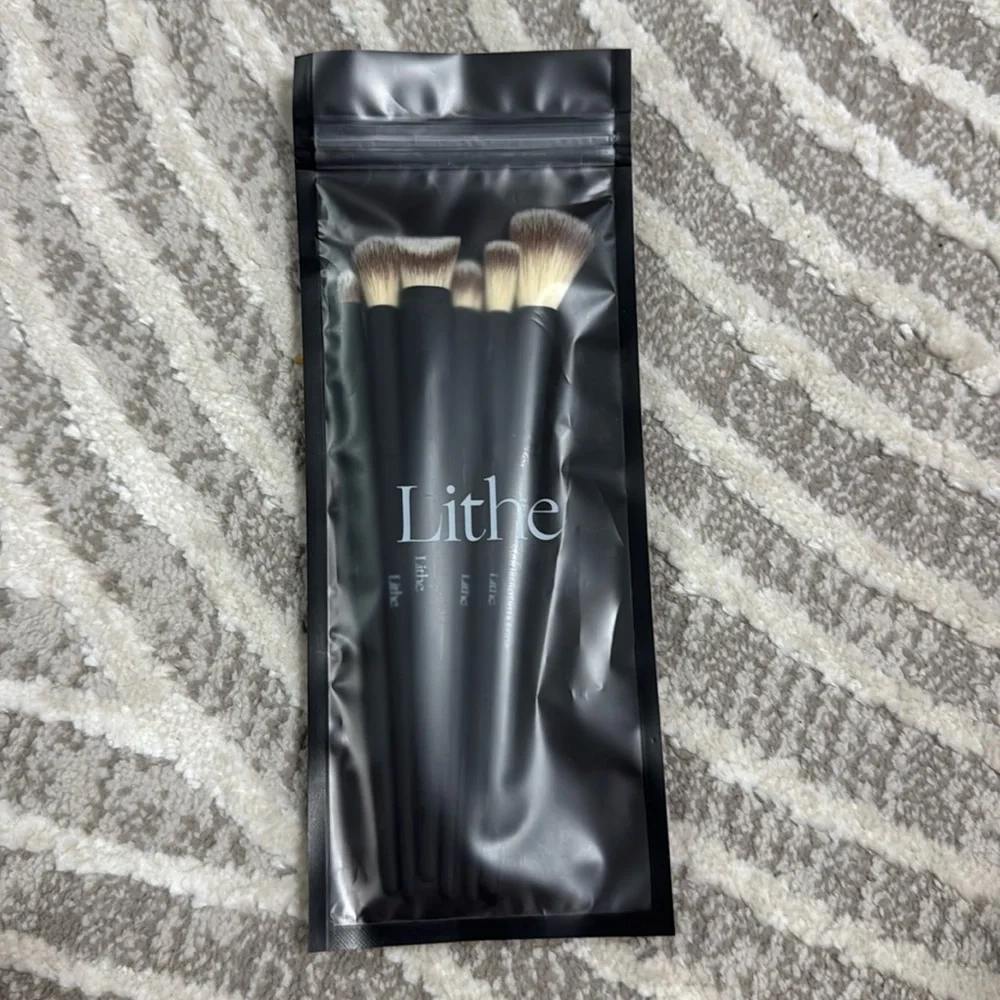 Lithe every day brush set